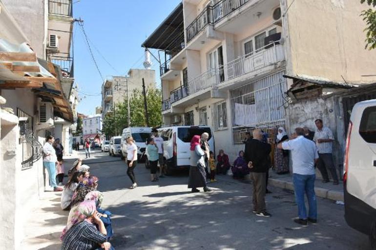 Oğlunu kahvaltı sofrasında göğsünden vurup öldürdü