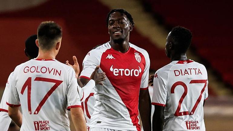 Monaco - Trabzonspor maçına Gürcü hakem damga vurdu Kırmızı kart ve penaltı kararı