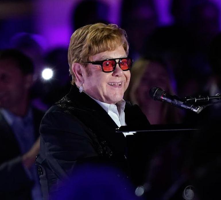 Prens Harry ve Elton Johnun da arasında olduğu ünlülerden İngiliz gazetesine dava