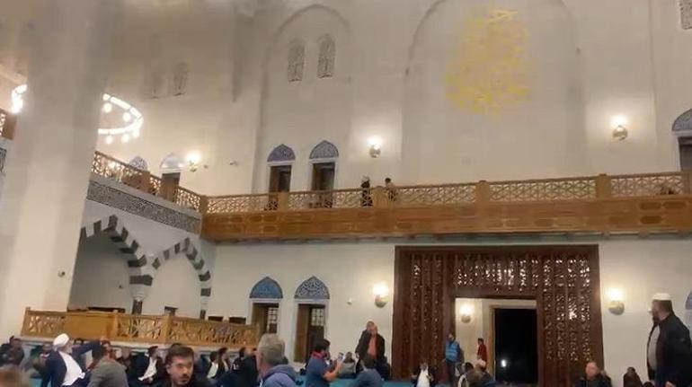 Kandil programında cami cemaatine hakarete gözaltı