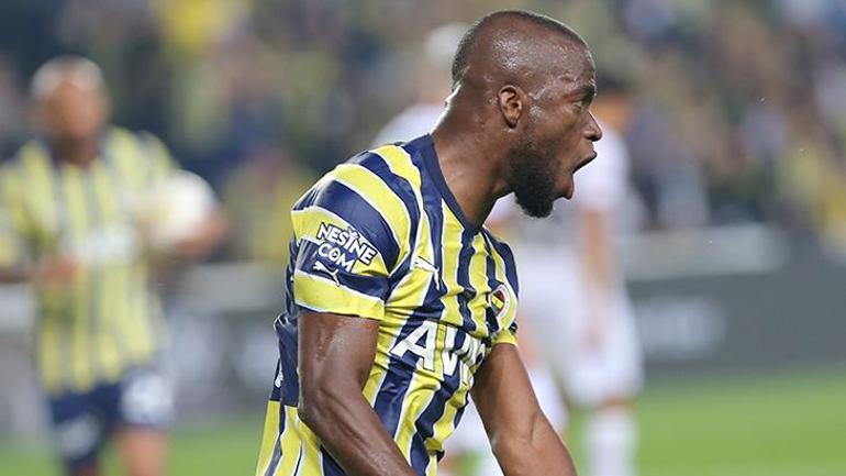 Fenerbahçe formasıyla şov yapıyor Enner Valencia, Max Kruseyi yakaladı