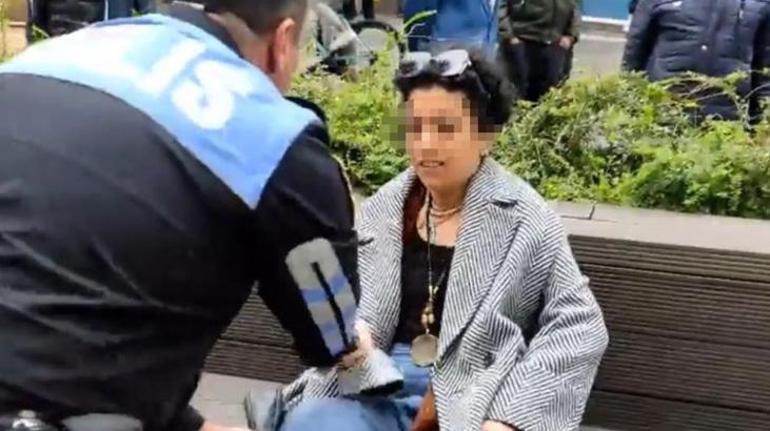 Çantasıyla herkese saldırmıştı Türkiyenin konuştuğu kadına teşhis konuldu