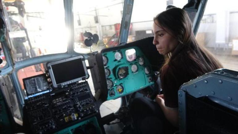 Dünya Kız Çocukları Gününde ilk kez helikoptere bindiler