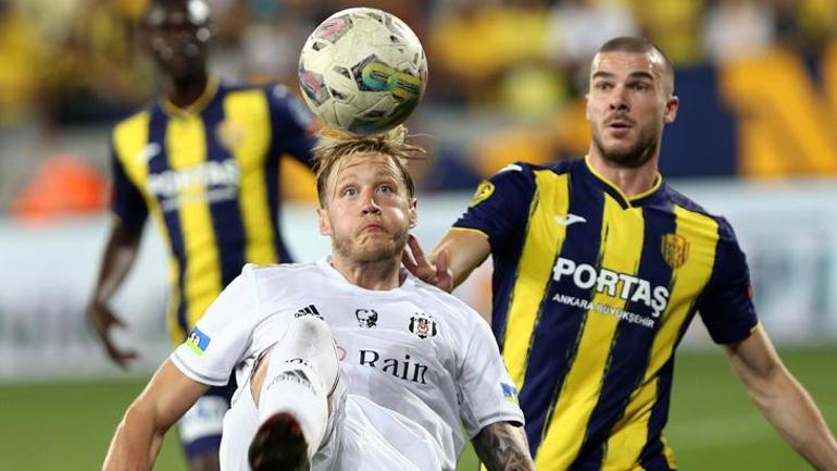 Weghorst kendisini en çok üzen maçı açıkladı Fenerbahçe derbisi itirafı