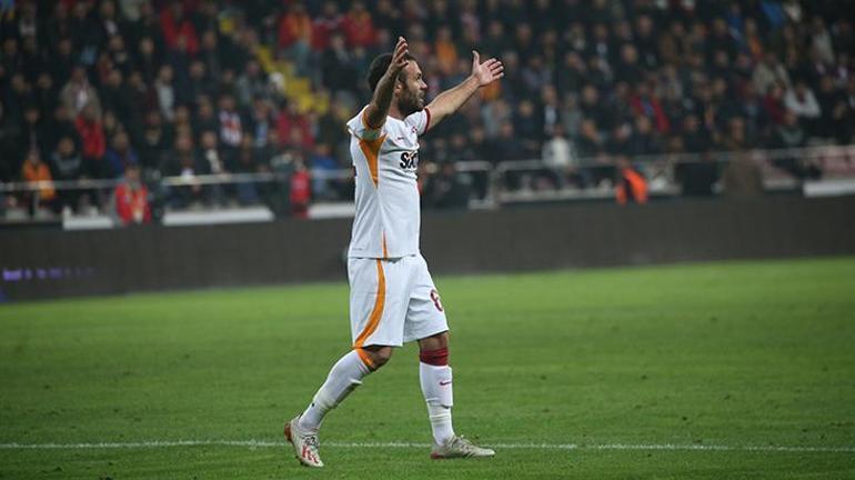 Spor yazarlarından Galatasaray eleştirisi Tel tel döküldü