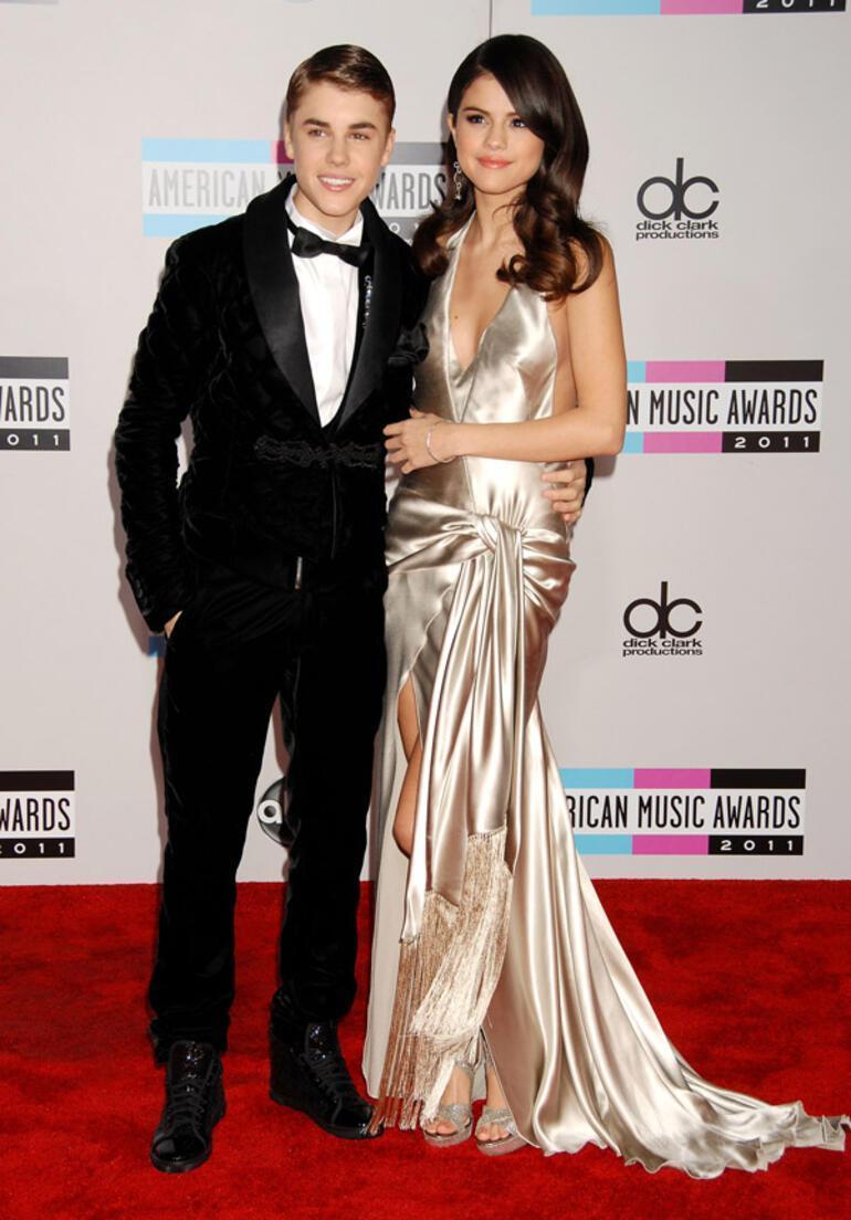 Justin Bieber’in eşi Hailey Bieber ile eski sevgilisi Selena Gomezin pozu gündem oldu