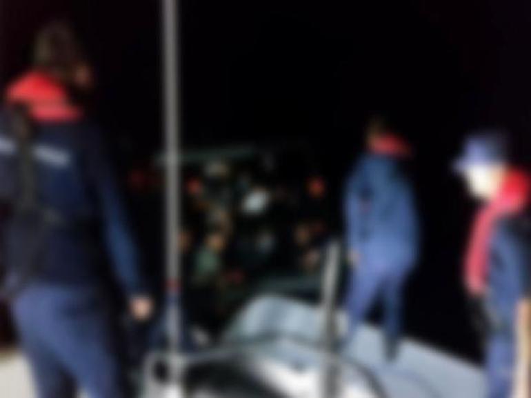 Türk kara sularına itilen 15 göçmenden vücuduna elektrik verilen kişi öldü