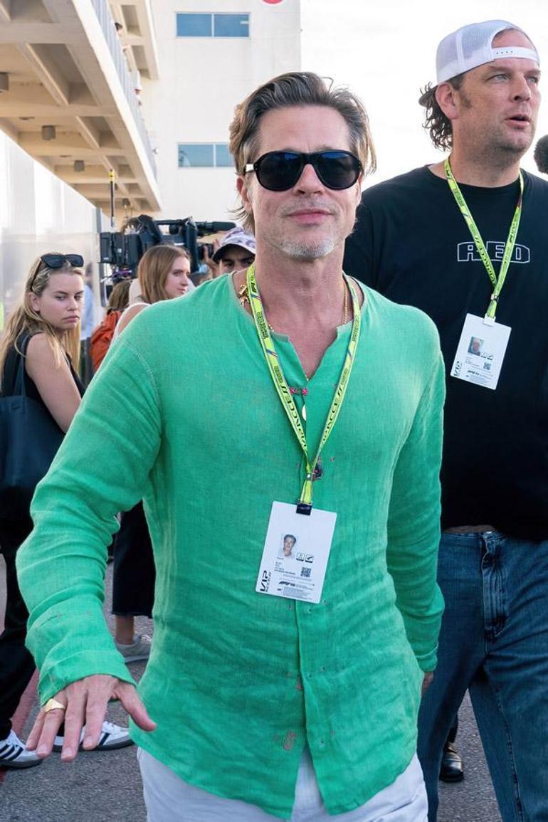 Brad Pitt, Formula 1 hayranlarının tepkisini çekti 30 saniye bile durmadı
