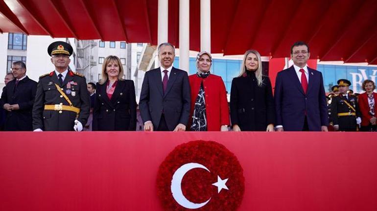 Vatan Caddesinde 29 Ekim töreni