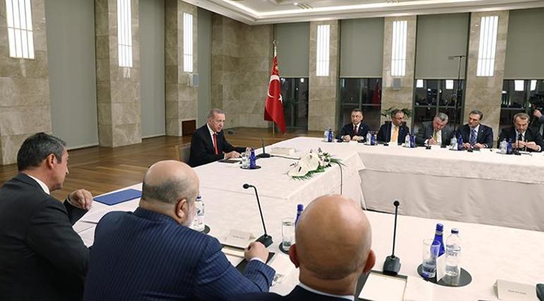 Cumhurbaşkanı Erdoğan: Türk futbolunun daha da ileriye gitmesi için gereken her türlü adımı atacağız