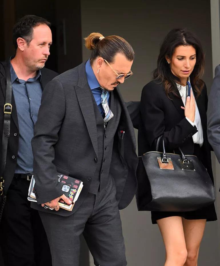 Johnny Depp avukat aşkından ayrıldı Ciddi ilişki ona uygun değil