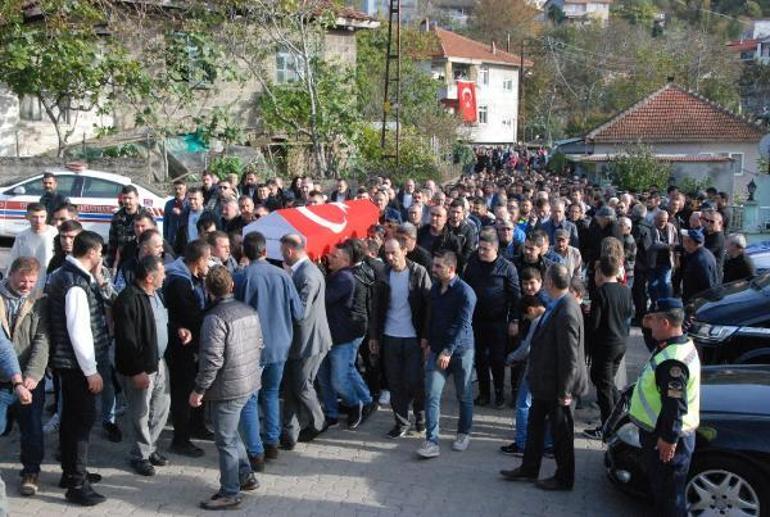 Maden işçisi Taner Şen son yolculuğuna uğurlandı