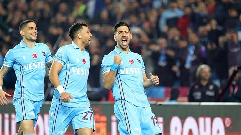 Trabzonspor - Konyaspor maçında 4 gol, 2 penaltı ve 1 kırmızı kart var ama kazanan yok