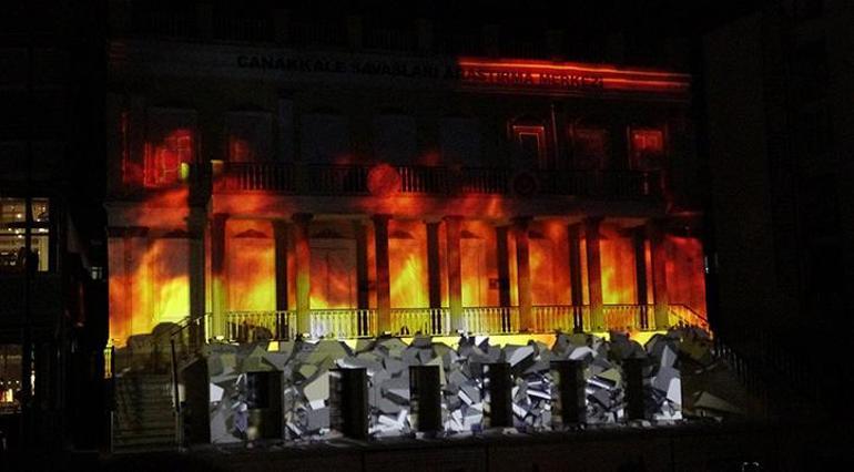 Çanakkalede 10 Kasıma özel 3D Mapping gösterisi