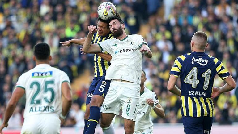 Şansal Büyüka, Fenerbahçeli futbolcuları yerden yere vurdu: Yanlışlar komedyası