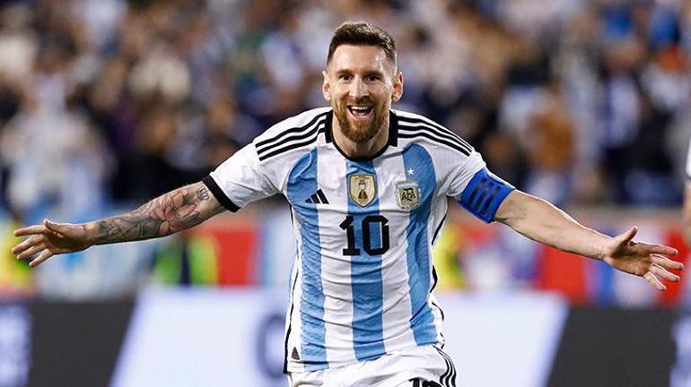 Robert Lewandowskiden Lionel Messi sözleri Oynamak rüya gibi olur