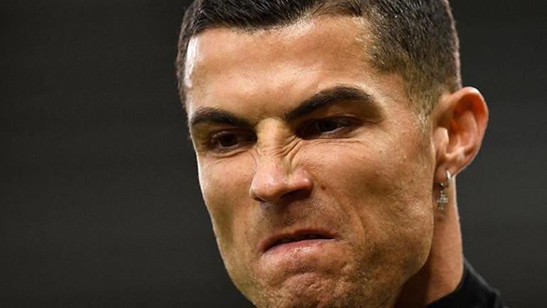 Manchester Unitedda Ronaldo depremi Zehir zemberek sözler: Aptal değiller, adımı kullanıyorlar