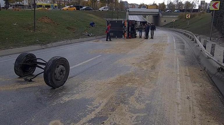 Akılalmaz kaza Kamyonetin ön tekerleri yerinden çıktı