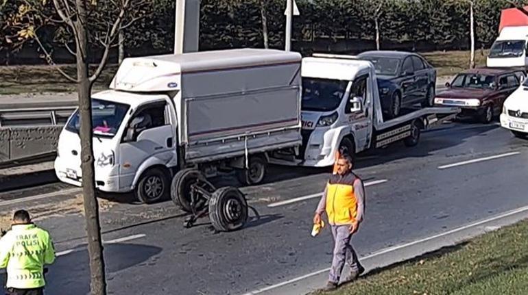 Akılalmaz kaza Kamyonetin ön tekerleri yerinden çıktı