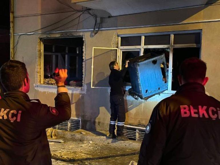Kütahyada evde patlama: 2si ağır 4 yaralı