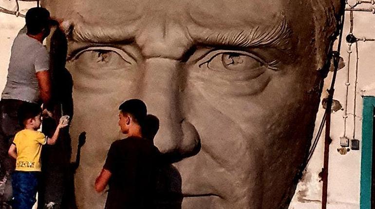 Malatyada 4,5 metrelik Atatürk maskı yapılıyor