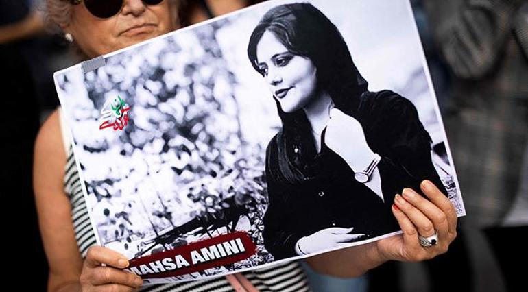 İran’da Mahsa Amini protestolarında 3 kişiye daha idam cezası