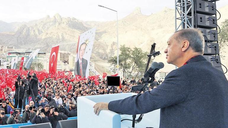 Cumhurbaşkanı Erdoğan, kara harekâtı mesajını tekrarladı: En kısa zamanda kökleri kazınacak