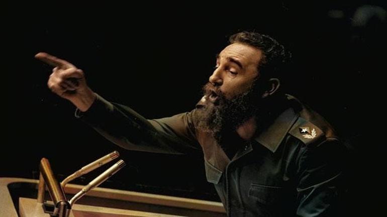 Patlayan deniz kabuğundan zehirli puroya: Fidel Castroyu öldürmenin 634 yolu