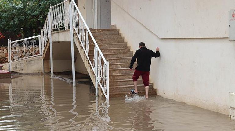 Mardin ve Şırnak’ta sağanak, evleri su bastı