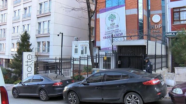 Oğlu kaçırılan babadan Ankarada, HDP önünde eylem