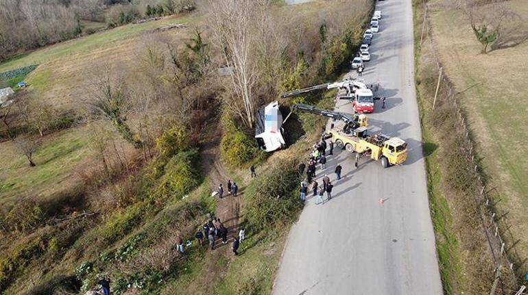 Bartın da yolcu otobüsü devrildi Çok sayıda yaralı var