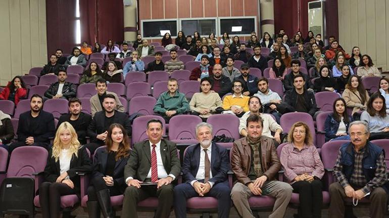 KKTC Özel Danışmanı Işıksal: Türk dış siyaseti, oyunu kurallarına göre oynuyor
