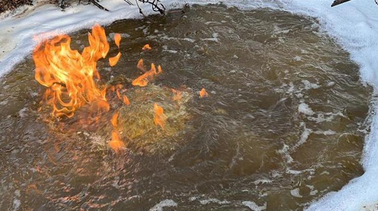 Depremin habercisi mi demişlerdi Alev alev yanan suyun gizemi çözüldü