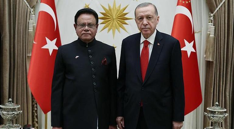 Cumhurbaşkanı Erdoğan güven mektuplarını kabul etti