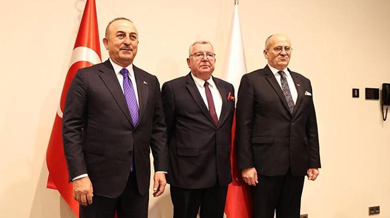 Bakan Çavuşoğlu, Polonya’da Fahri Başkonsolosluk açılışını gerçekleştirdi