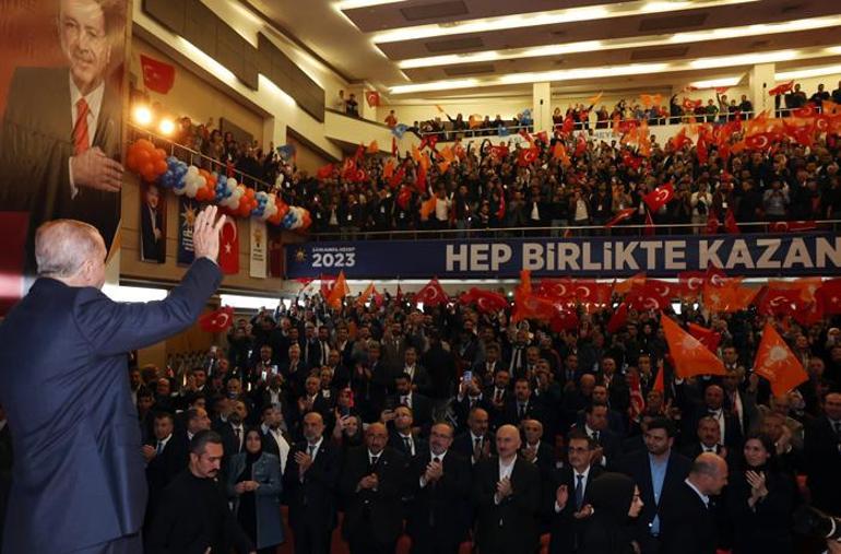 Erdoğandan muhalefete ithal ekonomi komiseri tepkisi Bu ülkenin geleceğine ışık tutamazlar