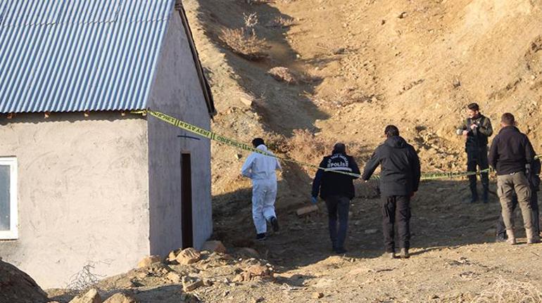 Korkunç olay Eşini ve doktor yeğenini öldürüp, intihar etti