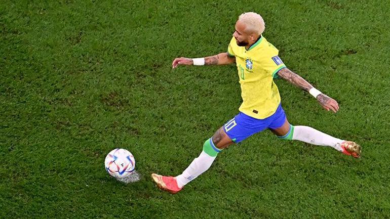 Neymar, Brezilya tarihine geçti Pele ve Ronaldoyu yakaladı