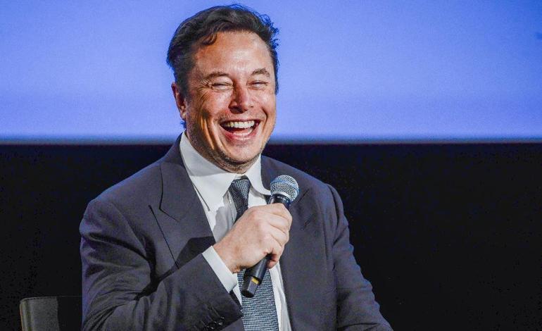 Elon Muskın Twitterında kaos bitmiyor: Şirketin yarısını kovup kuzenlerini işe aldı