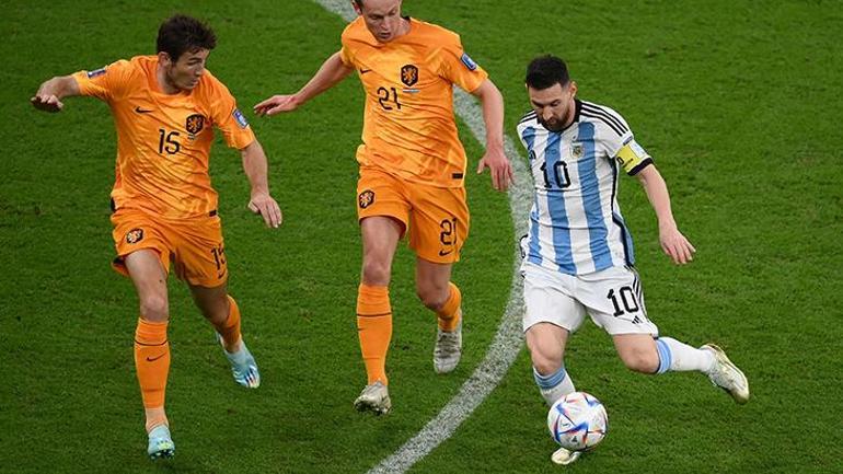 Lionel Messi rekora ortak oldu Dünya Kupasında tarih yazıyor