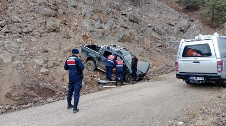 ​İçinde kan izlerine rastlanan kamyonetin sahibi, muhtar aranıyor