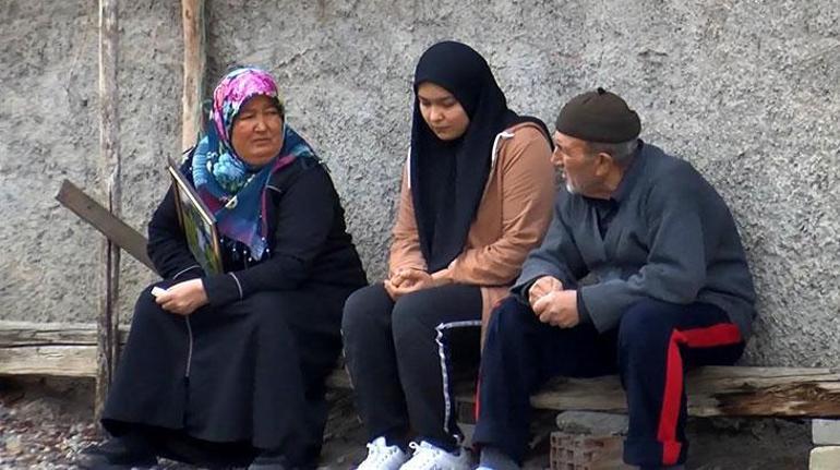 Evlenmek istemeyen Şerifenin ağabeyini öldürdüler Cenaze günü bir acı olay daha