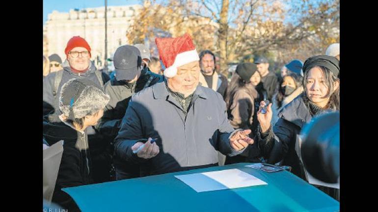 Ai Weiwei’in insan hakları için imzalı desteği