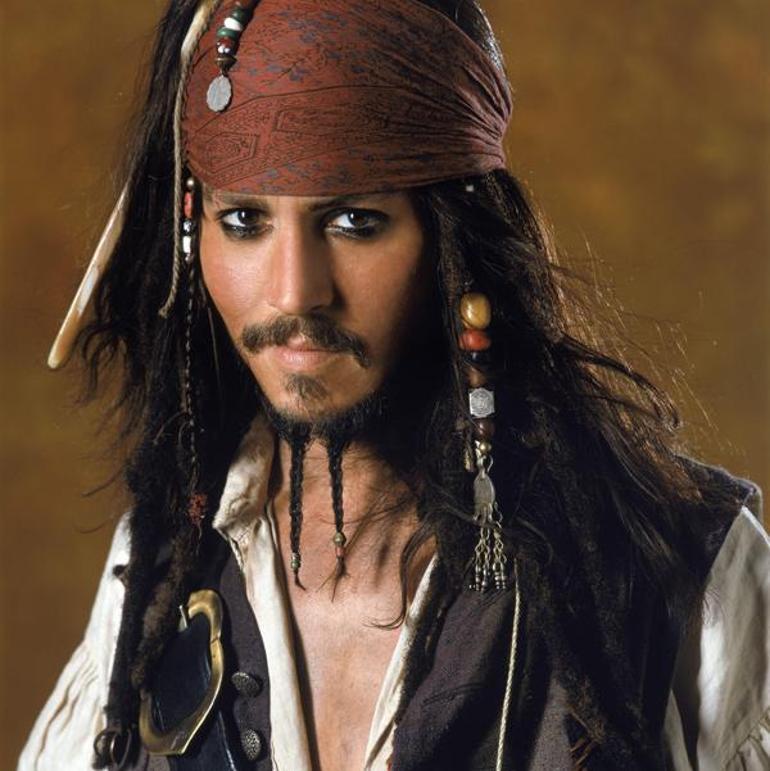 Johnny Deppten hasta hayranına Kaptan Jack Sparrow sürprizi