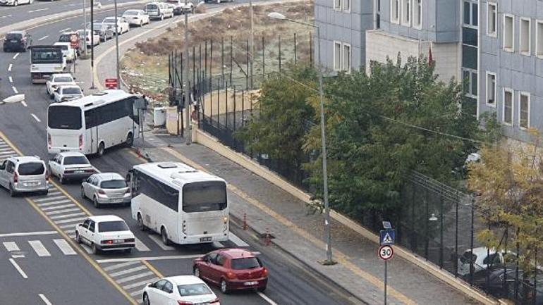 Diyarbakırda bombalı araçlı saldırı: 4 şüpheli tutuklandı