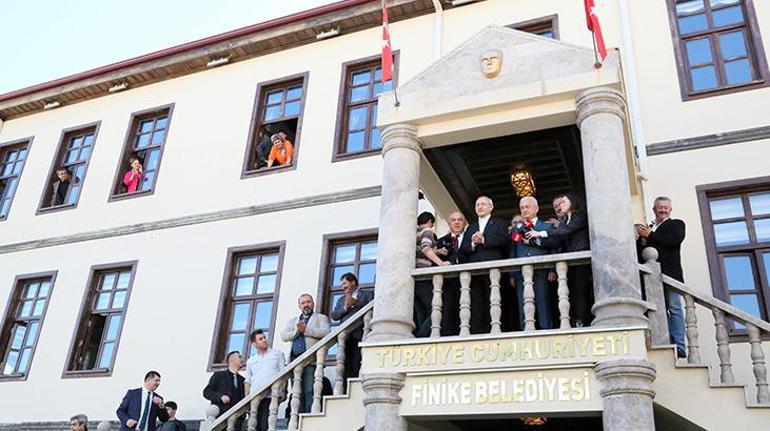 Kılıçdaroğlundan CHPli ve AK Partili belediyelere teşekkür