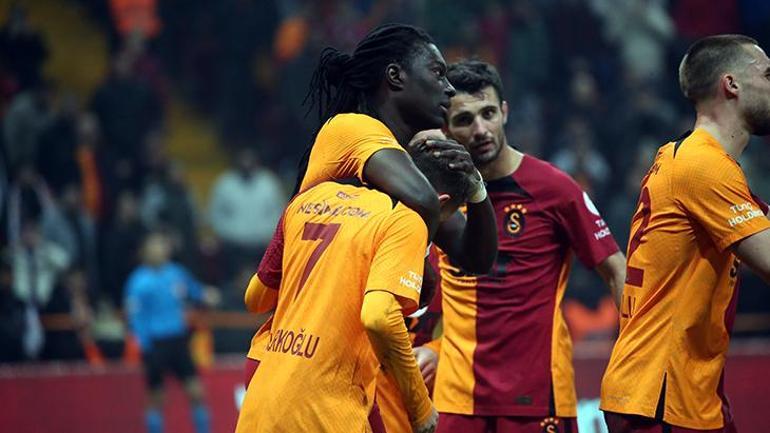 Okan Buruk çok sinirlendi Galatasaray - Keçiörengücü maçında tartışmalı kararlar