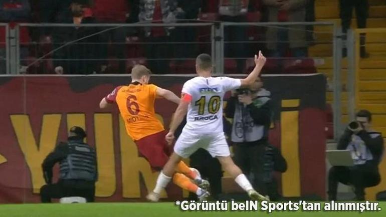 Galatasaray - İstanbulspor maçındaki pozisyon eski hakemleri zorladı Kırmızı kart daha doğru olabilirdi