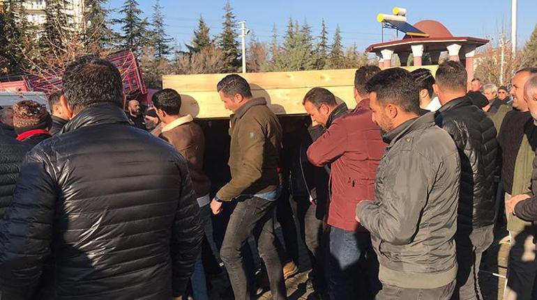 Restorandaki silahla kavgada ölen 2 kişi toprağa verildi