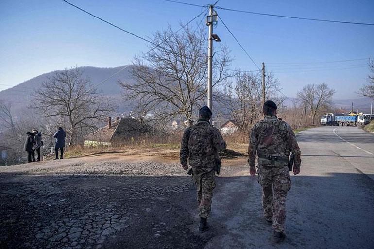 Sırbistan ve Kosova arasında gerilim Potansiyel çatışma riski var